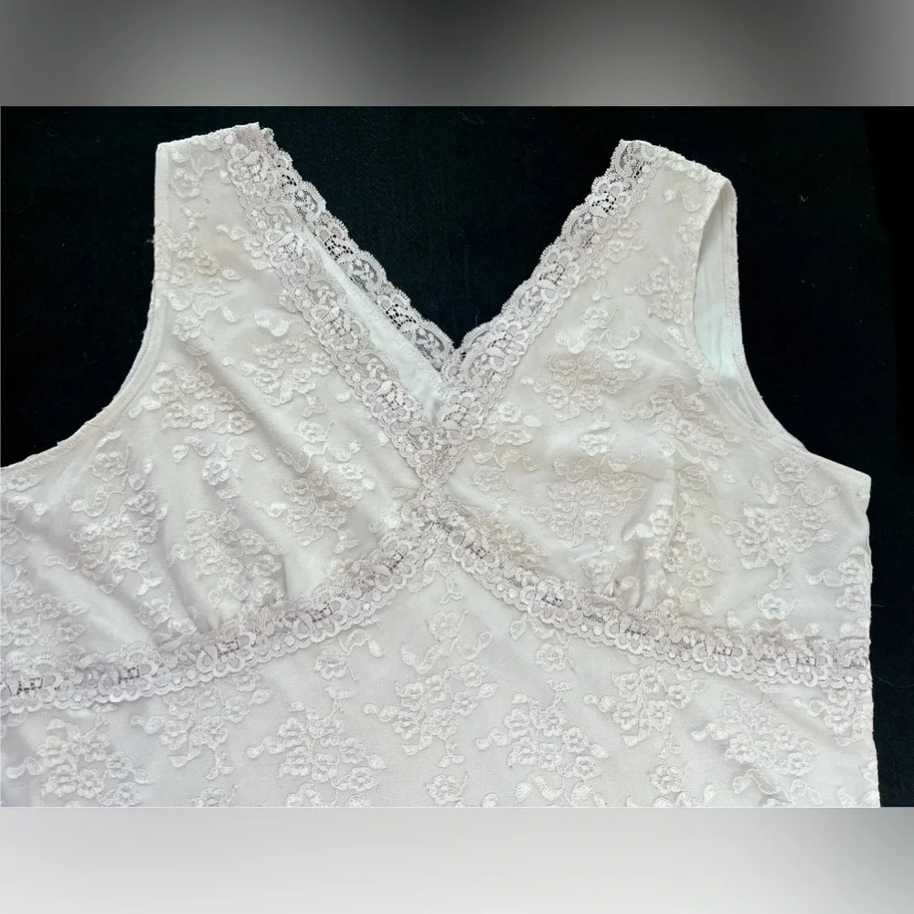 Worthington Womans 2X
Lined Lace Tank Cami
Cream Coquette Angelic
Bohemian - Picture 5 of 12